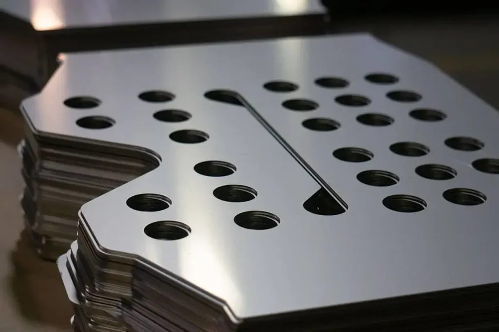 Лазерна різка металу 6